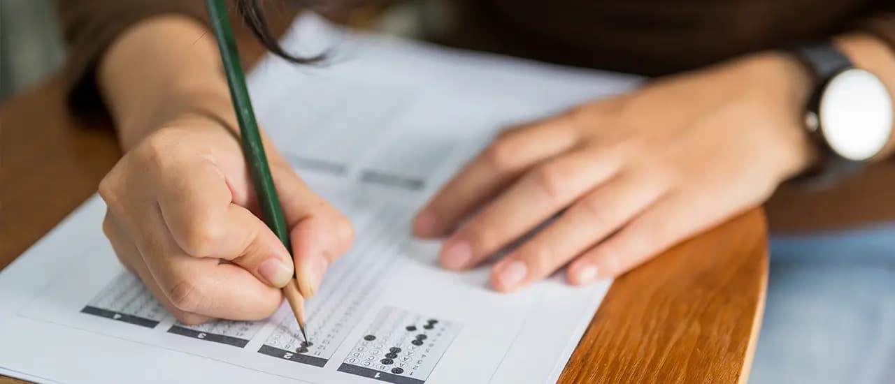 Concurso CRBio 1: saiu edital para 470 vagas. Níveis médio e superior. Até R$9.671!